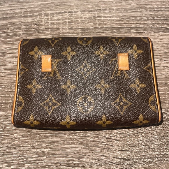 Louis Vuitton pochette Florentine - Picture 2 of 16